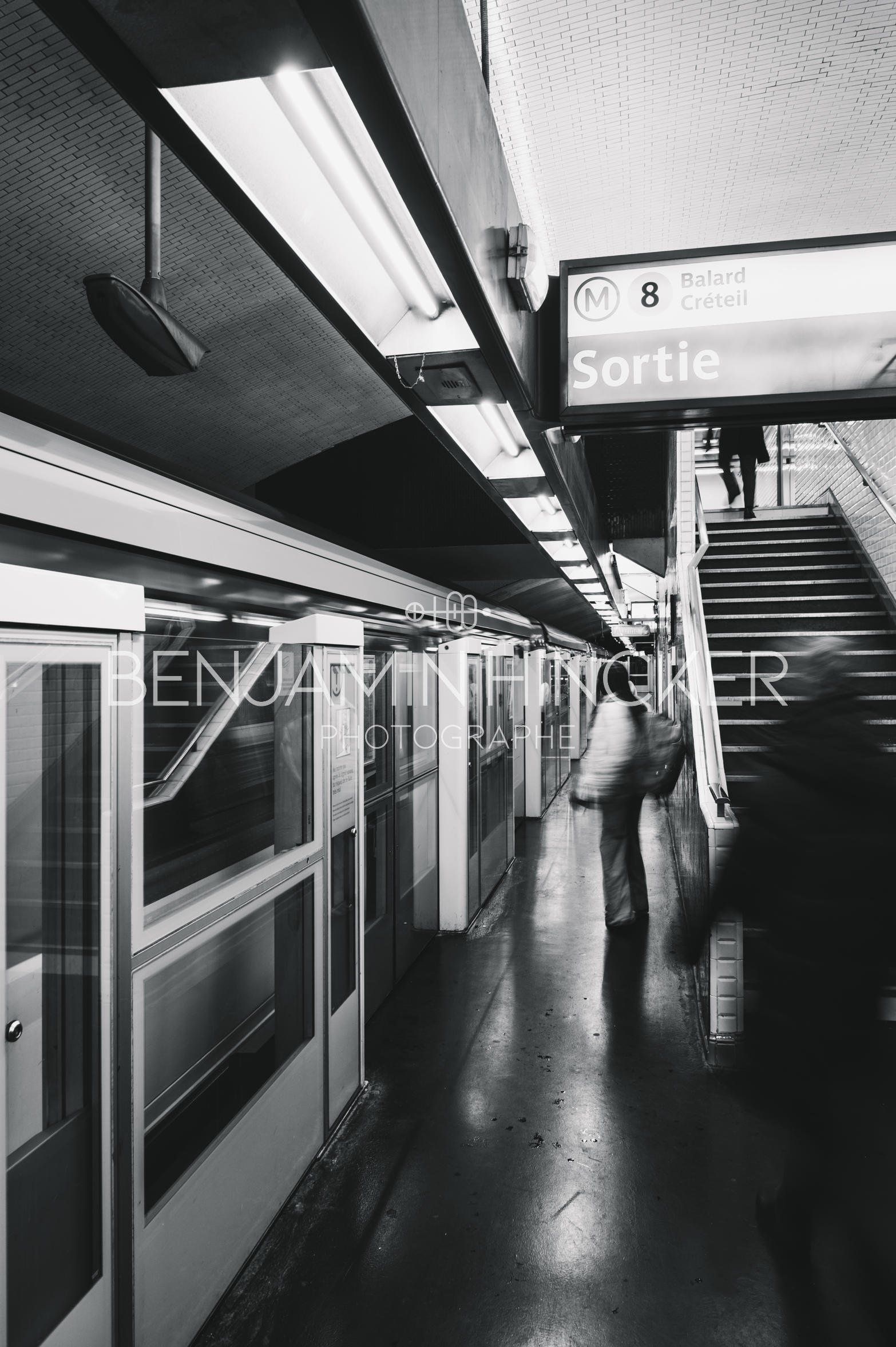 GALERIE LIVRAISON : PARIS — 8