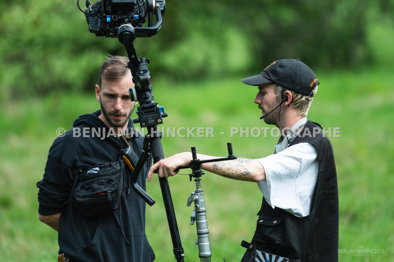 REPORTAGE - On set with BLUE MOUNT FILMS for the movie "Les Larmes du Regret" — 109