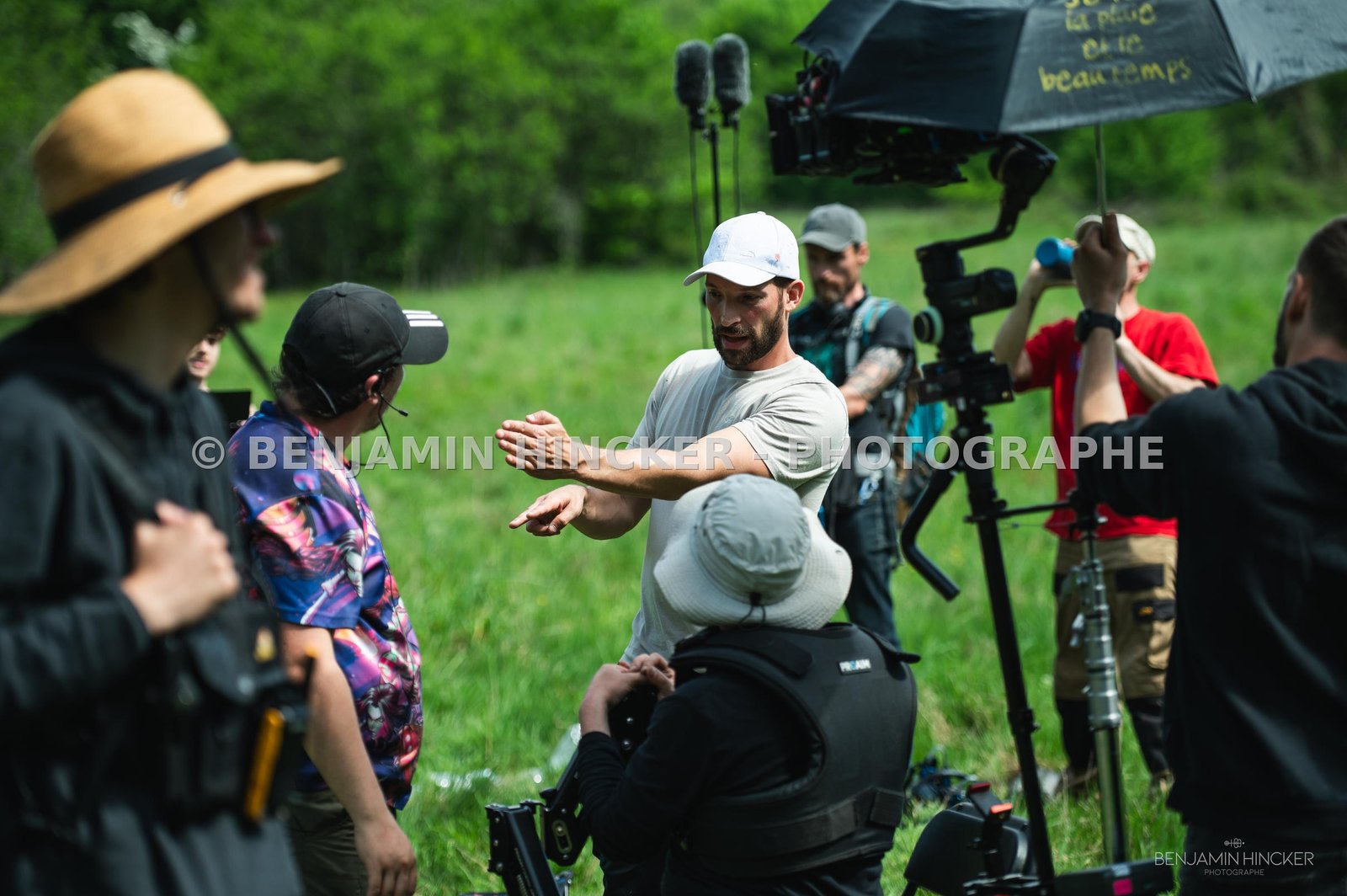 REPORTAGE - On set with BLUE MOUNT FILMS for the movie "Les Larmes du Regret" — 132