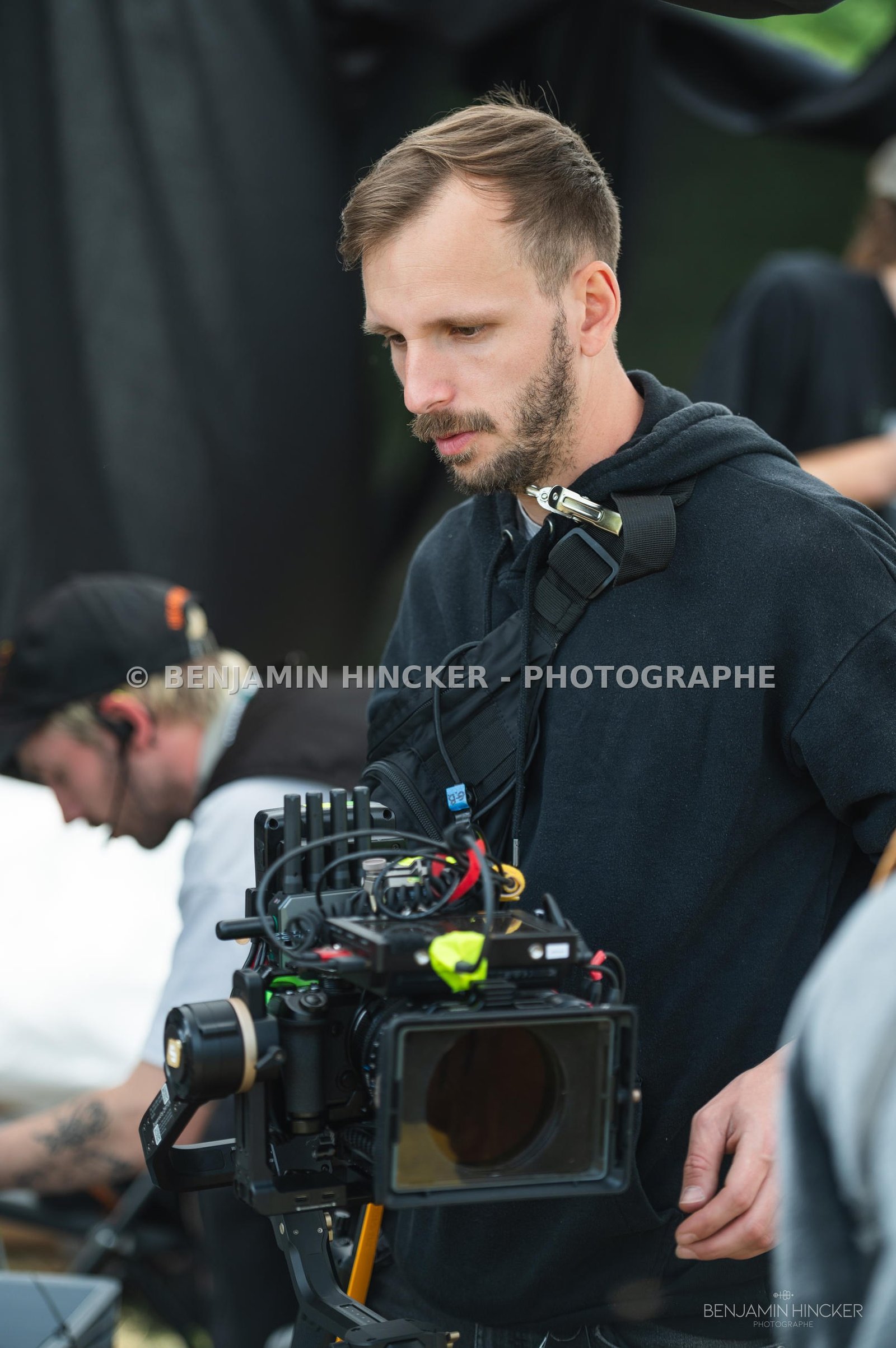 REPORTAGE - On set with BLUE MOUNT FILMS for the movie "Les Larmes du Regret" — 47