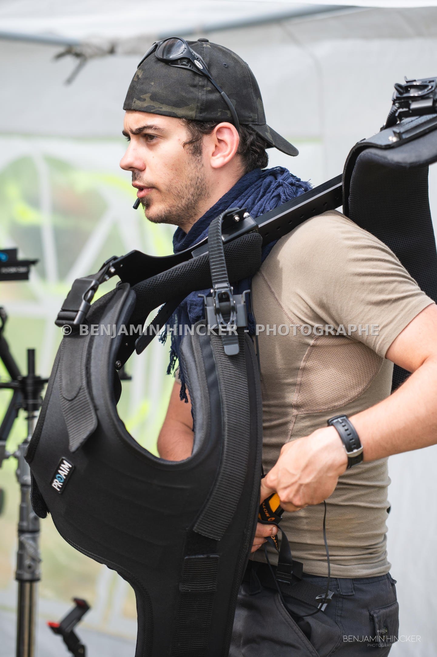 REPORTAGE - On set with BLUE MOUNT FILMS for the movie "Les Larmes du Regret" — 50