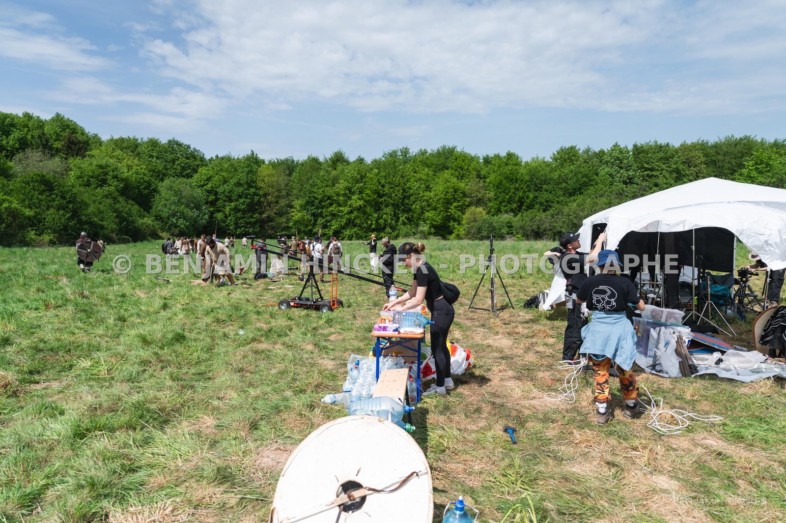 REPORTAGE - On set with BLUE MOUNT FILMS for the movie "Les Larmes du Regret" — 52